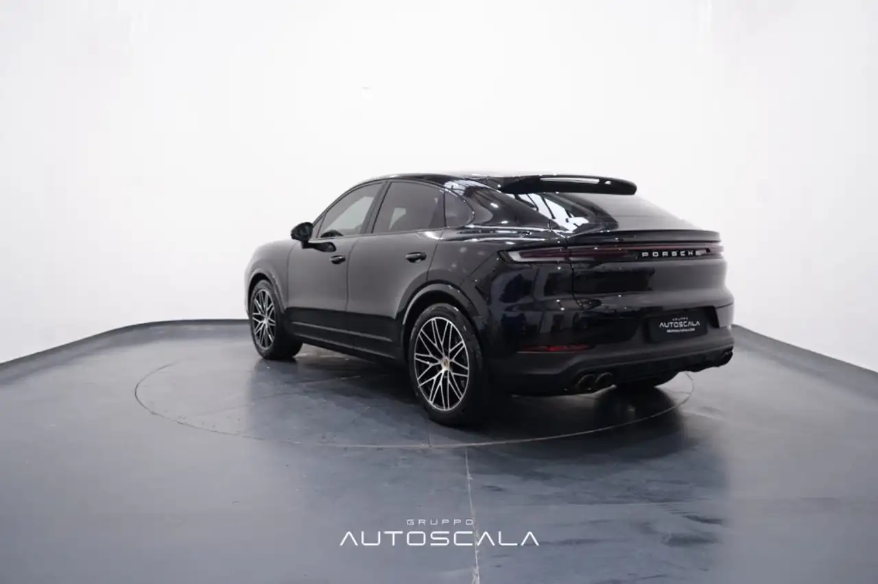 Porsche Cayenne 4